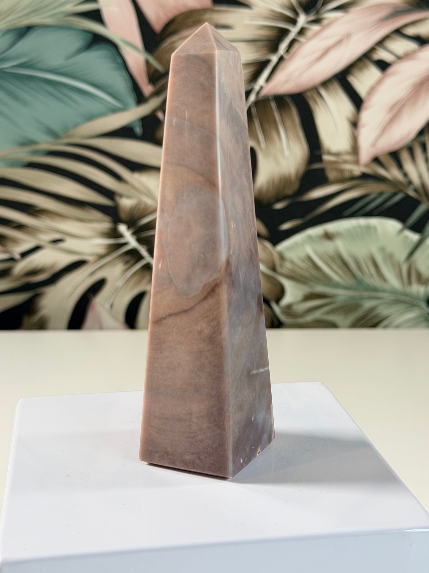Roze Amethist obelisk 50