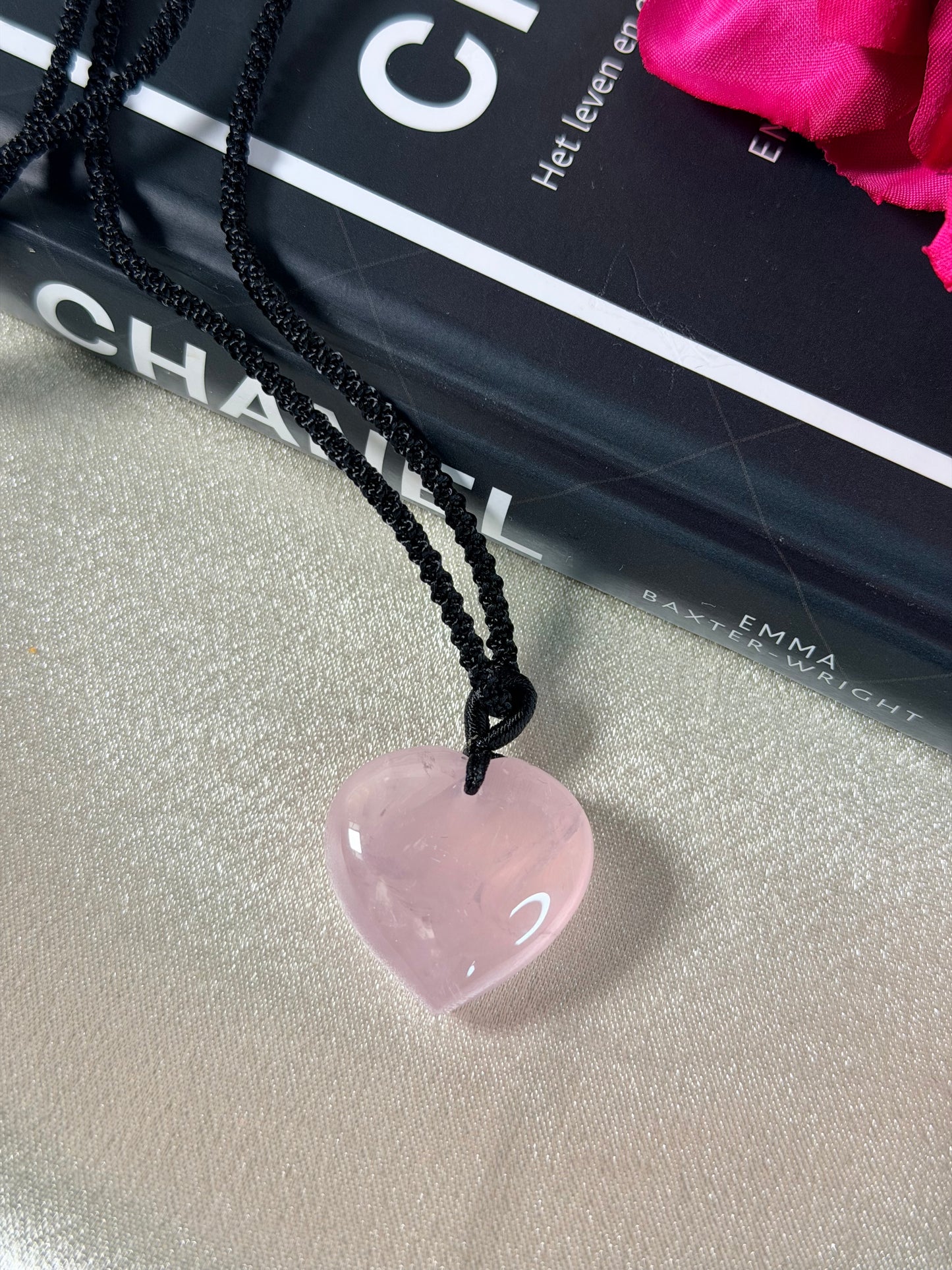 Rozenkwarts hart ketting 1R