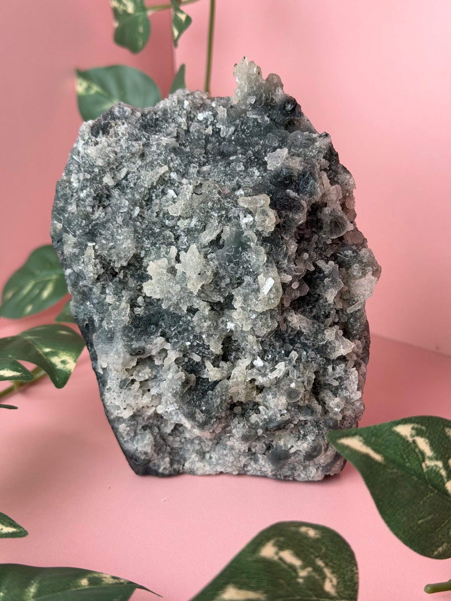 Chalcedony on stand 15c