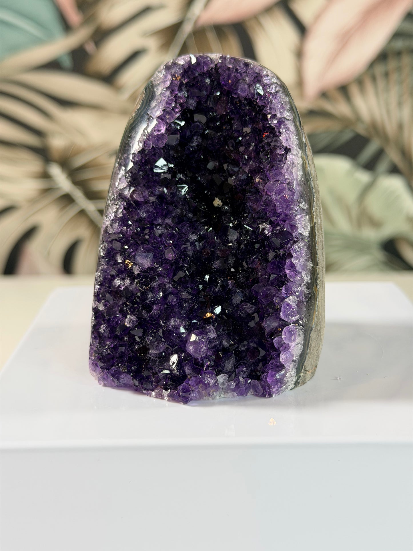 Amethyst auf Standfläche 9