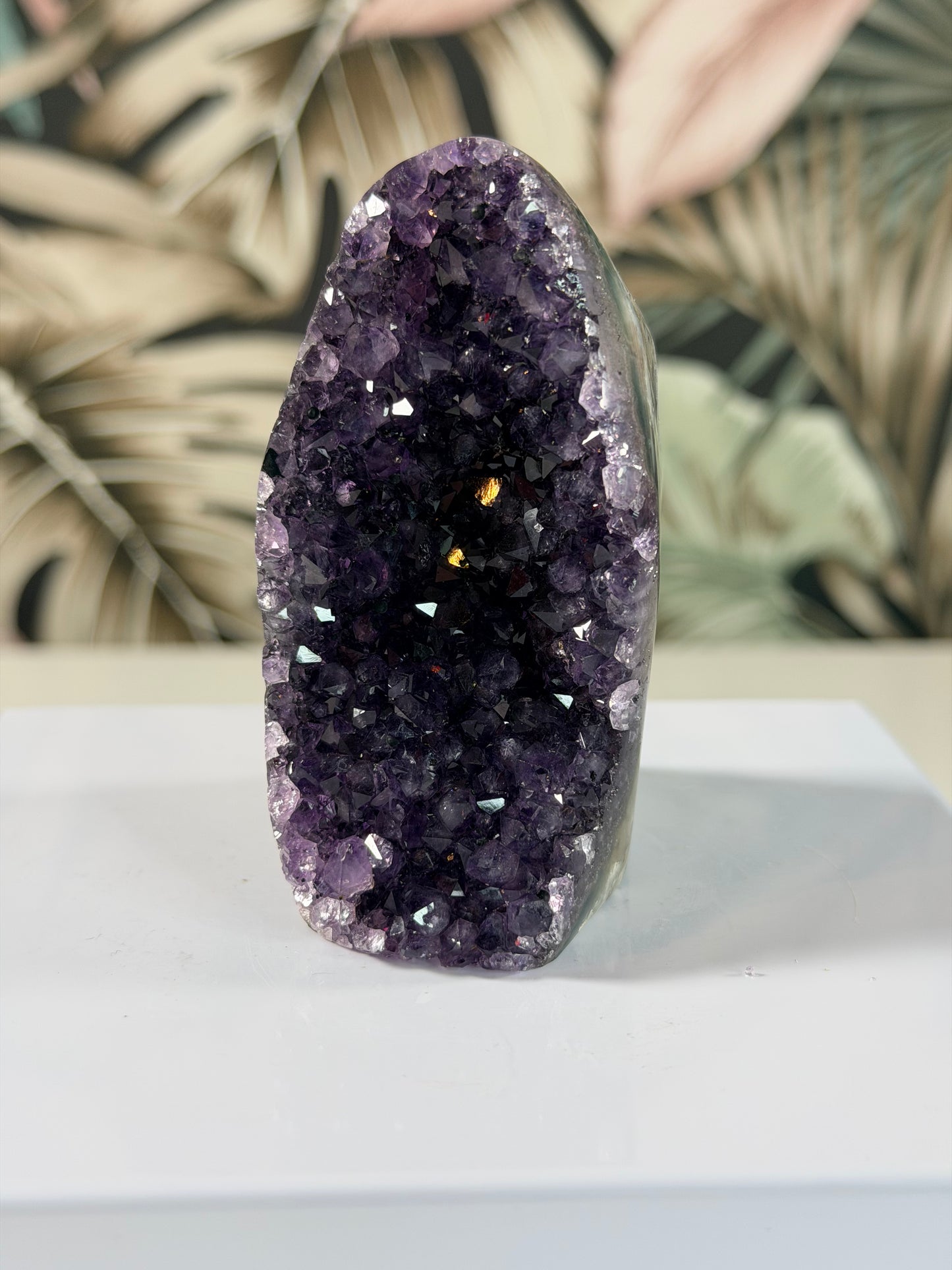 Amethyst auf Standfläche 14