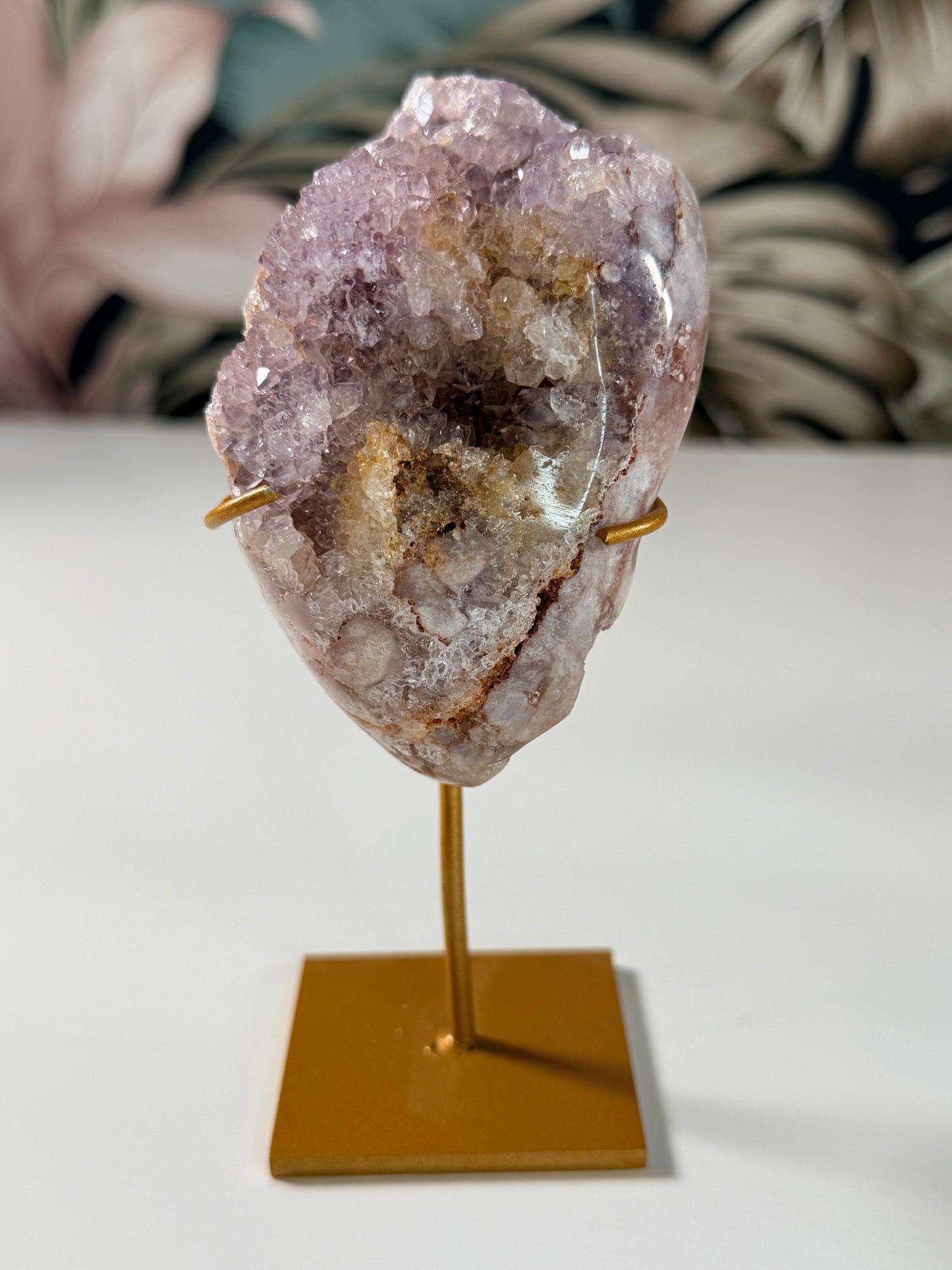 Roze Amethist op standaard 39