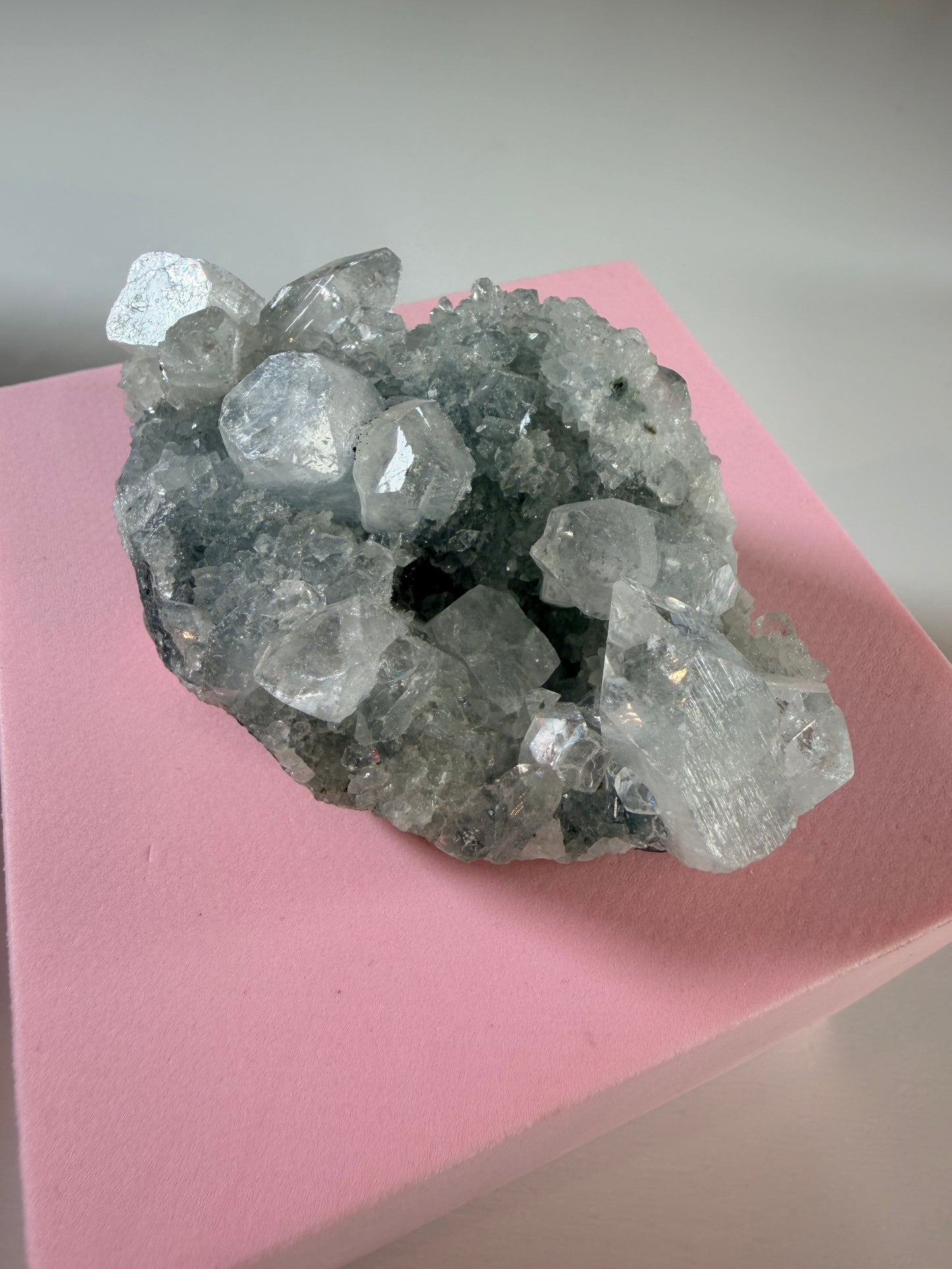 Apophyllite 1