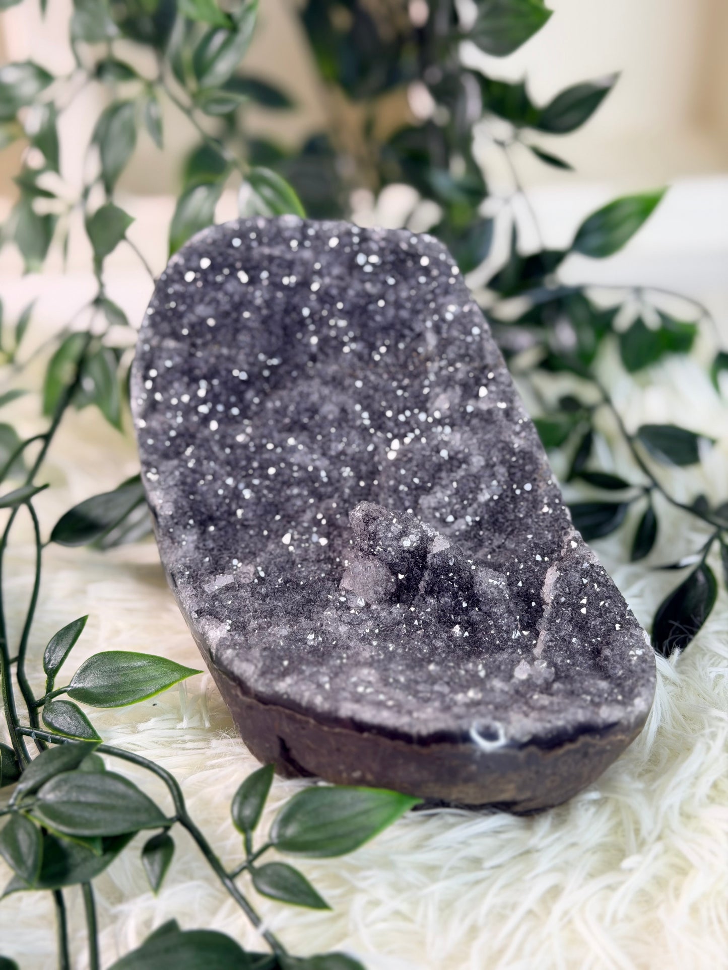 Grijze Amethist op standvlak 58B