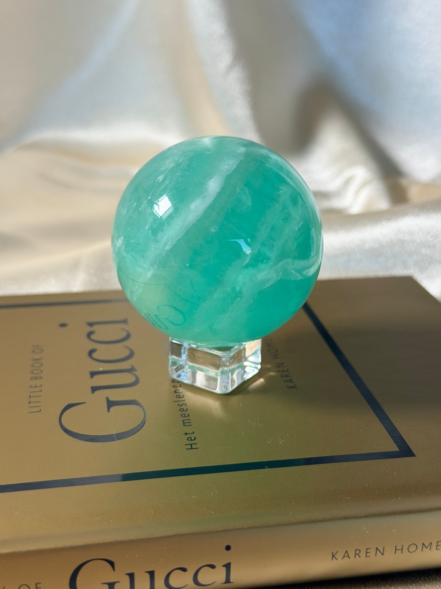 Groene Fluoriet bol 21F