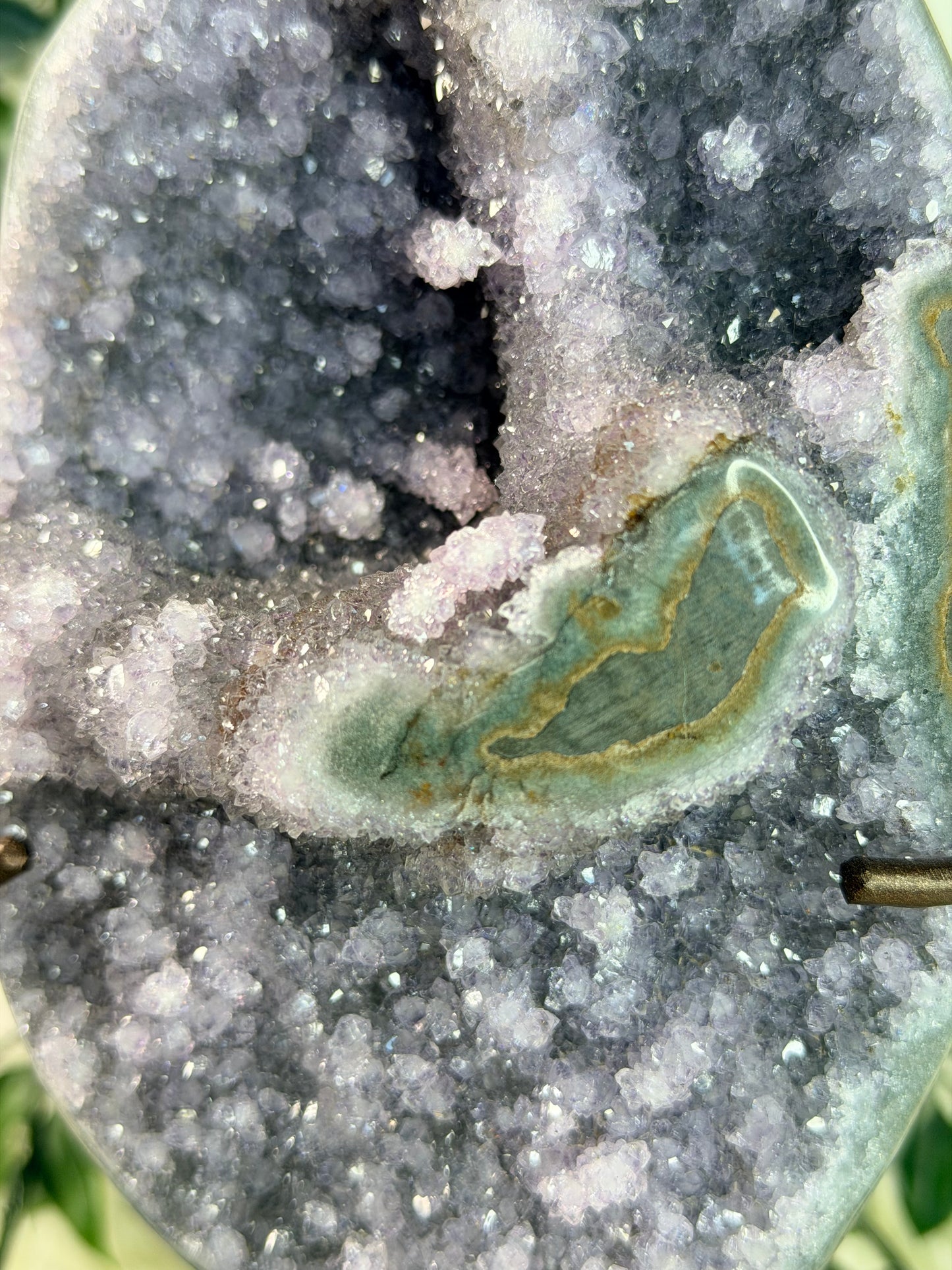 Amethist op standaard 107B