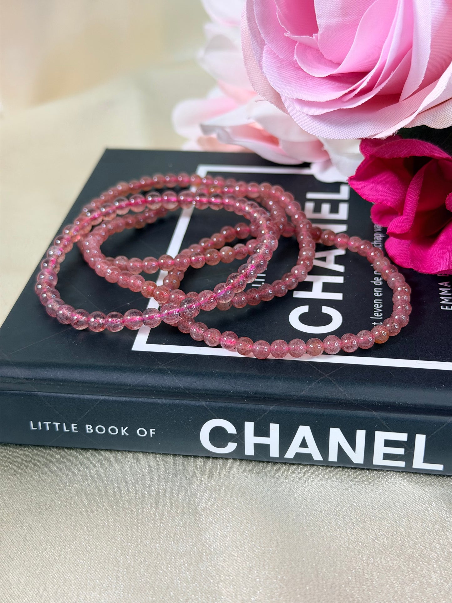 Aardbeienkwarts armband 4mm