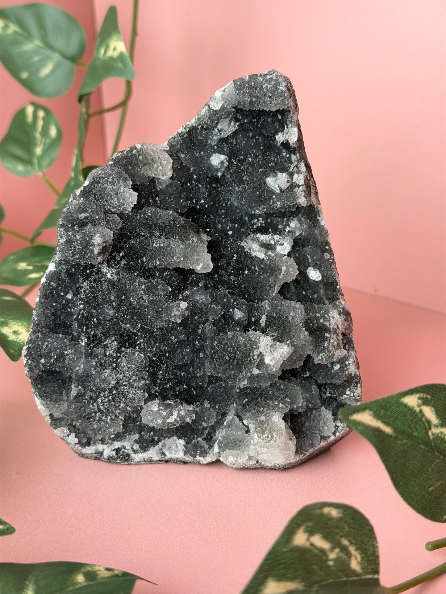 Chalcedony on stand 18c
