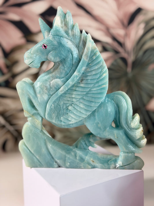 Caribbean Blue Calciet Pegasus