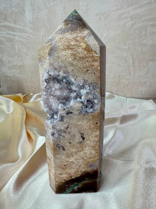 Roze Amethist toren 66