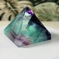 Fluoriet pyramide 7