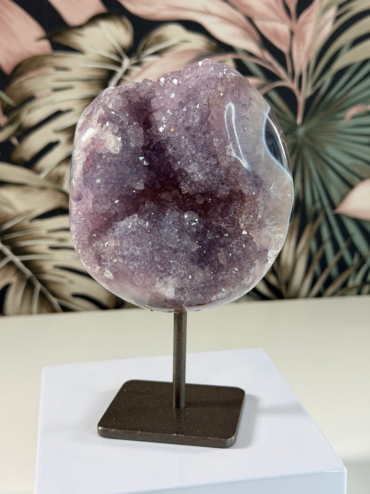 Amethyst mit Achat auf Ständer 2
