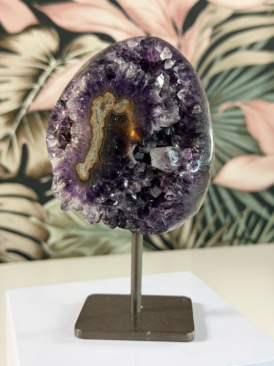Amethyst auf Ständer 2