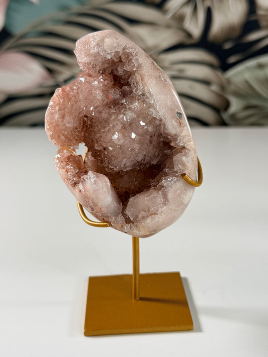 Roze Amethist op standaard 38