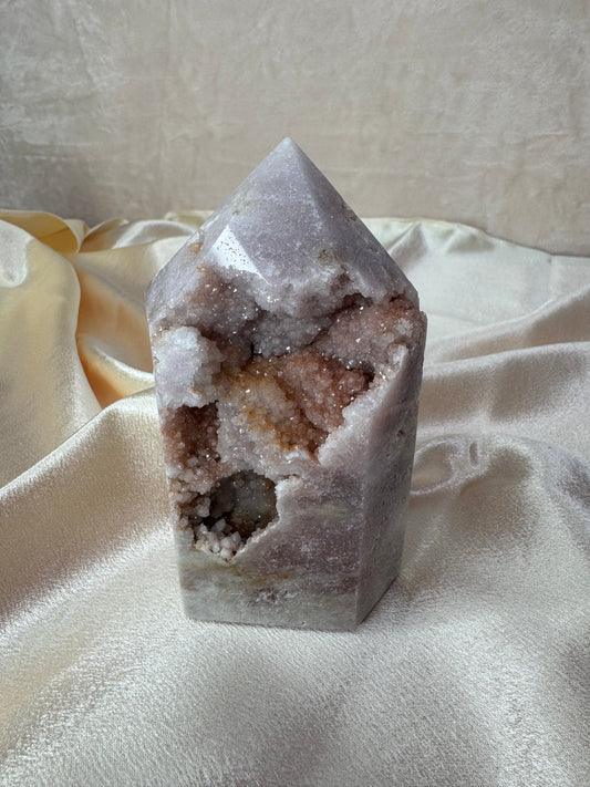 Roze Amethist toren 42