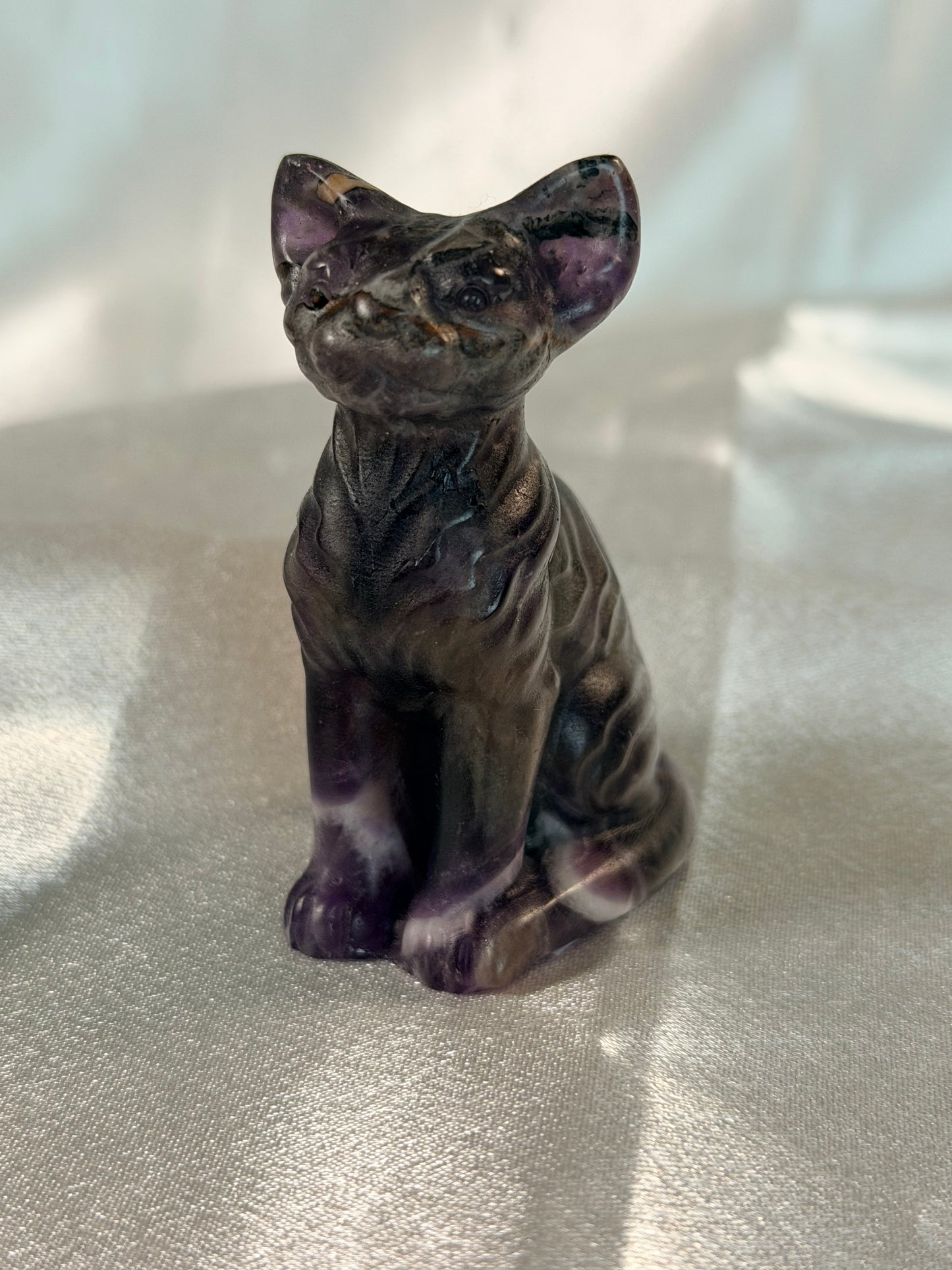 Chevron Amethist sphinx kat 2