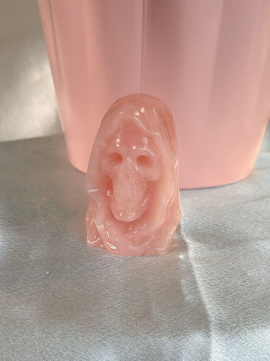 Rozenkwarts skull 2