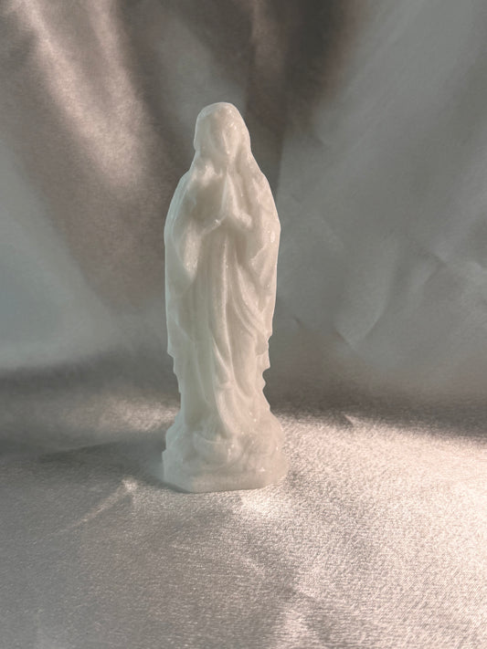 Witte Jade Maria beeld 1
