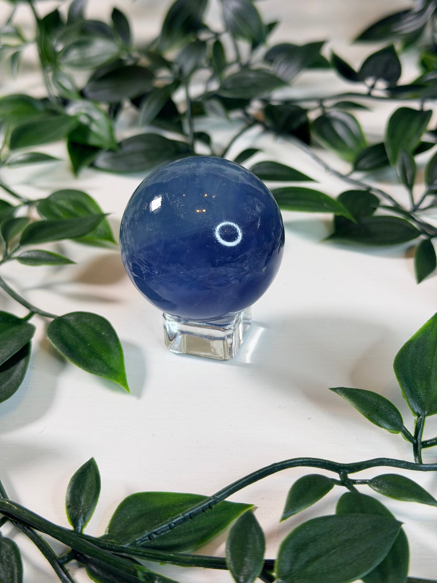 Blauwe Fluoriet bol F8