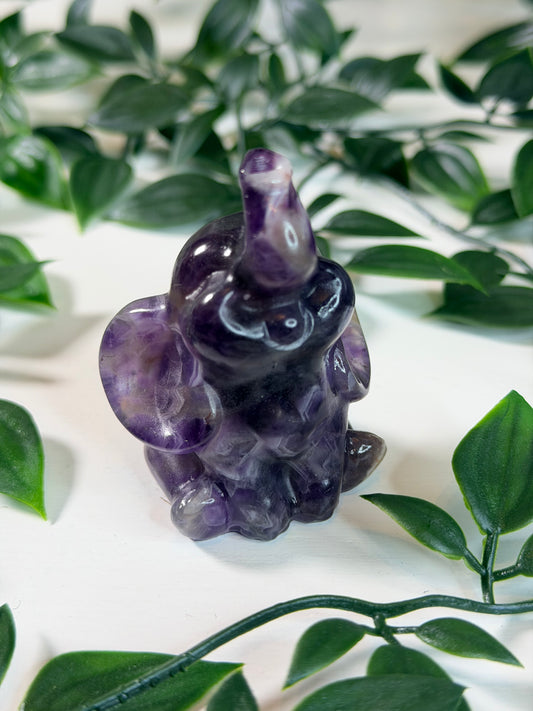 Chevron Amethist olifant