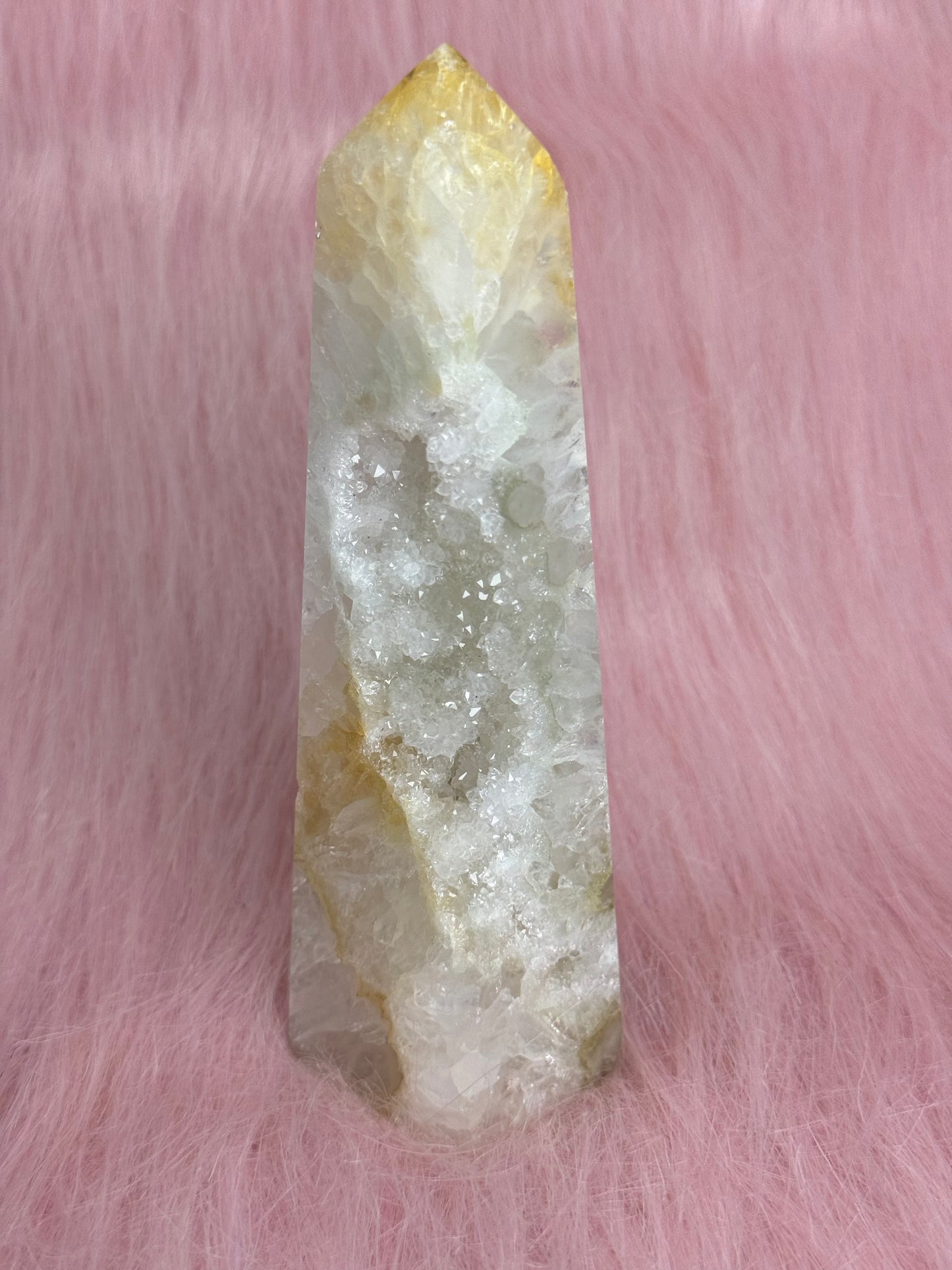 Agaat met druzy toren 51