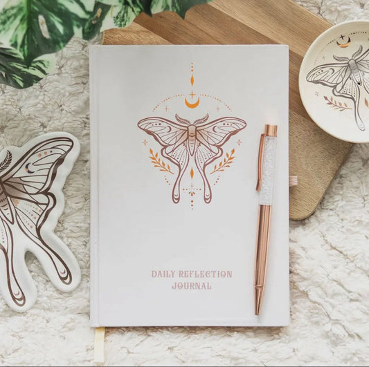Luna Moth Daily Reflection Journal met Bergkristal kristal pen